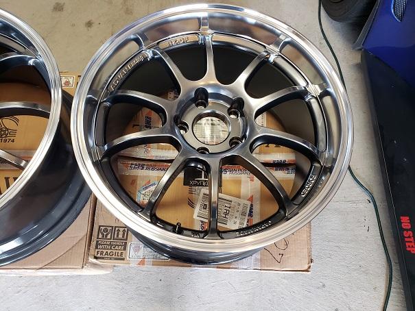 Yokohama Advan Racing RZ-DF 18x9.5 +35 - Houston, Texas | 2016+