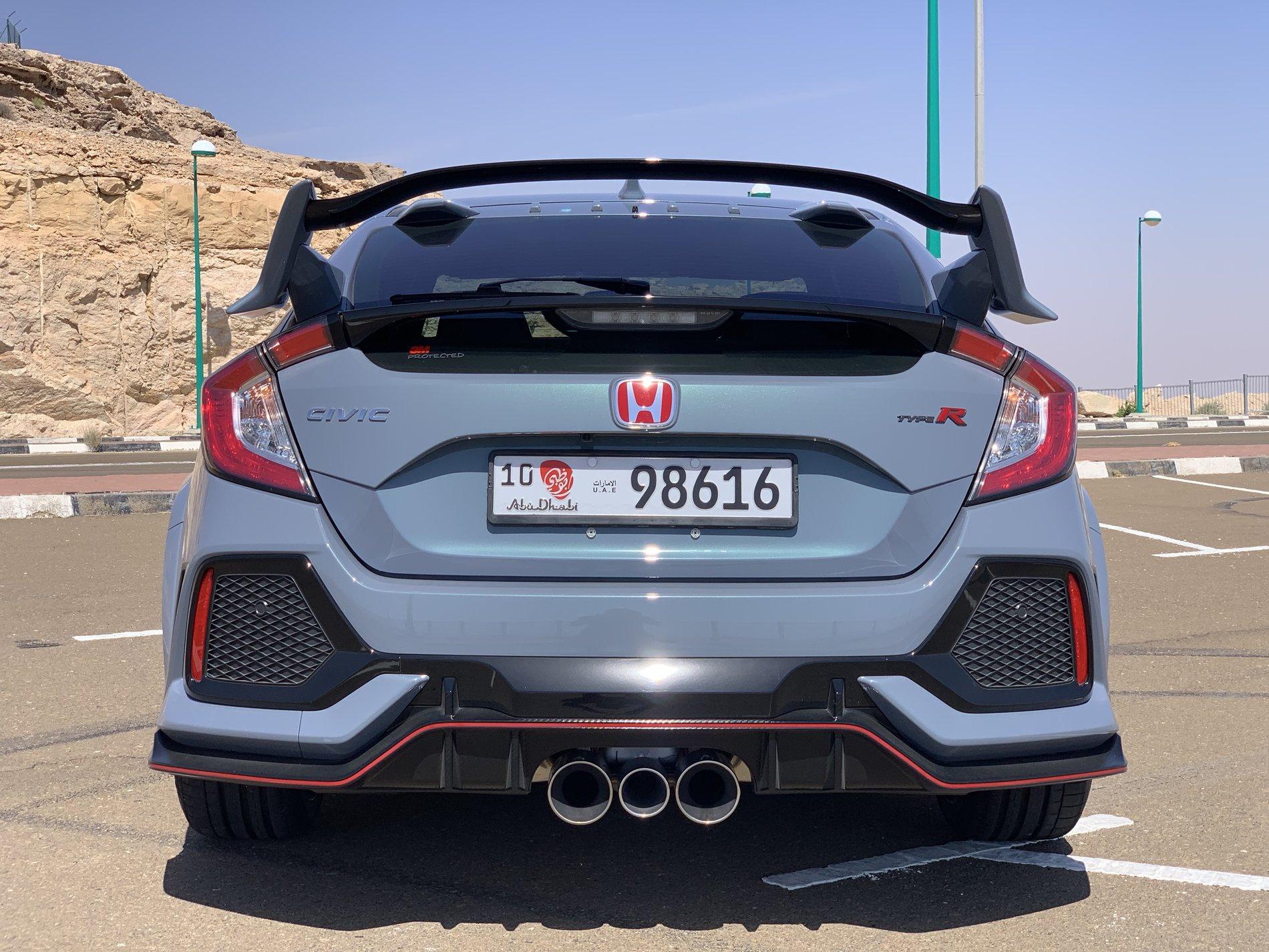 Official Sonic Grey Pearl Type R Picture Thread | Page 6 | 2016+ Honda ...