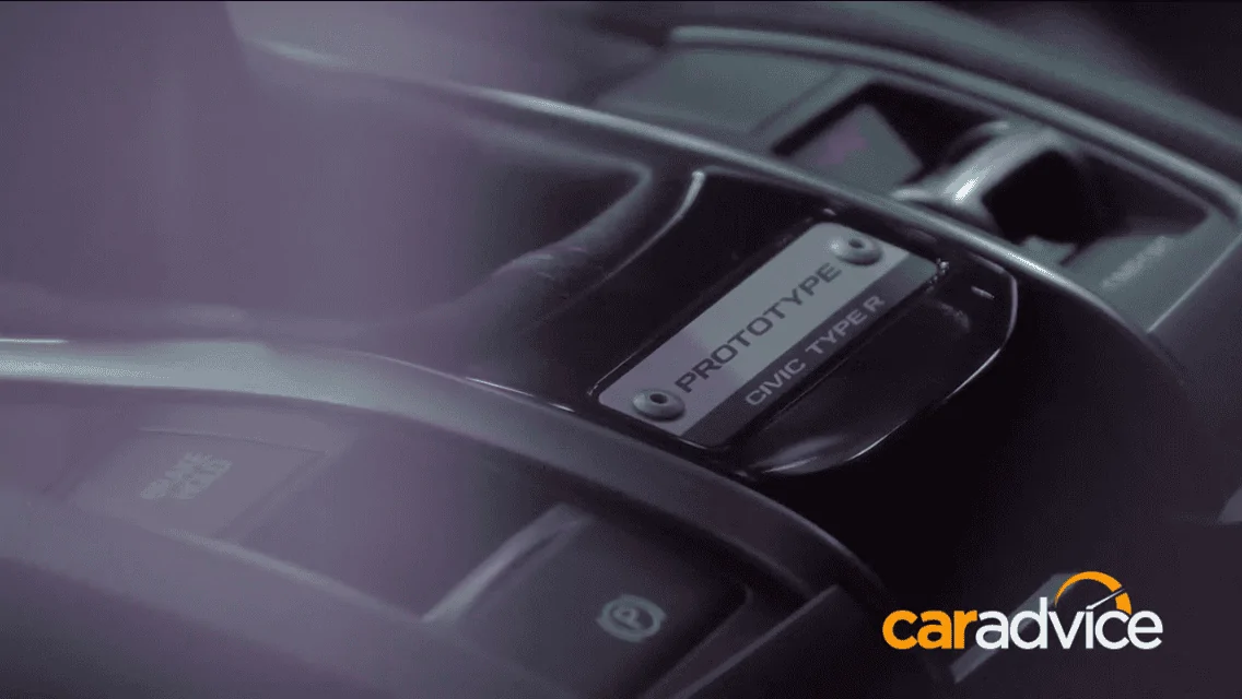 Type R Quick Change Button The +R Button in the CTR | 2016+ Honda Civic Forum (10th Gen) - Type R ...