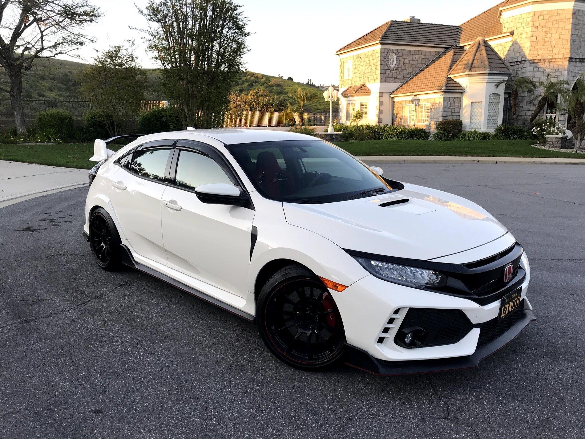 ** FS SoCal: 2018 Championship White Civic Type R Touring ~20,800 miles ...