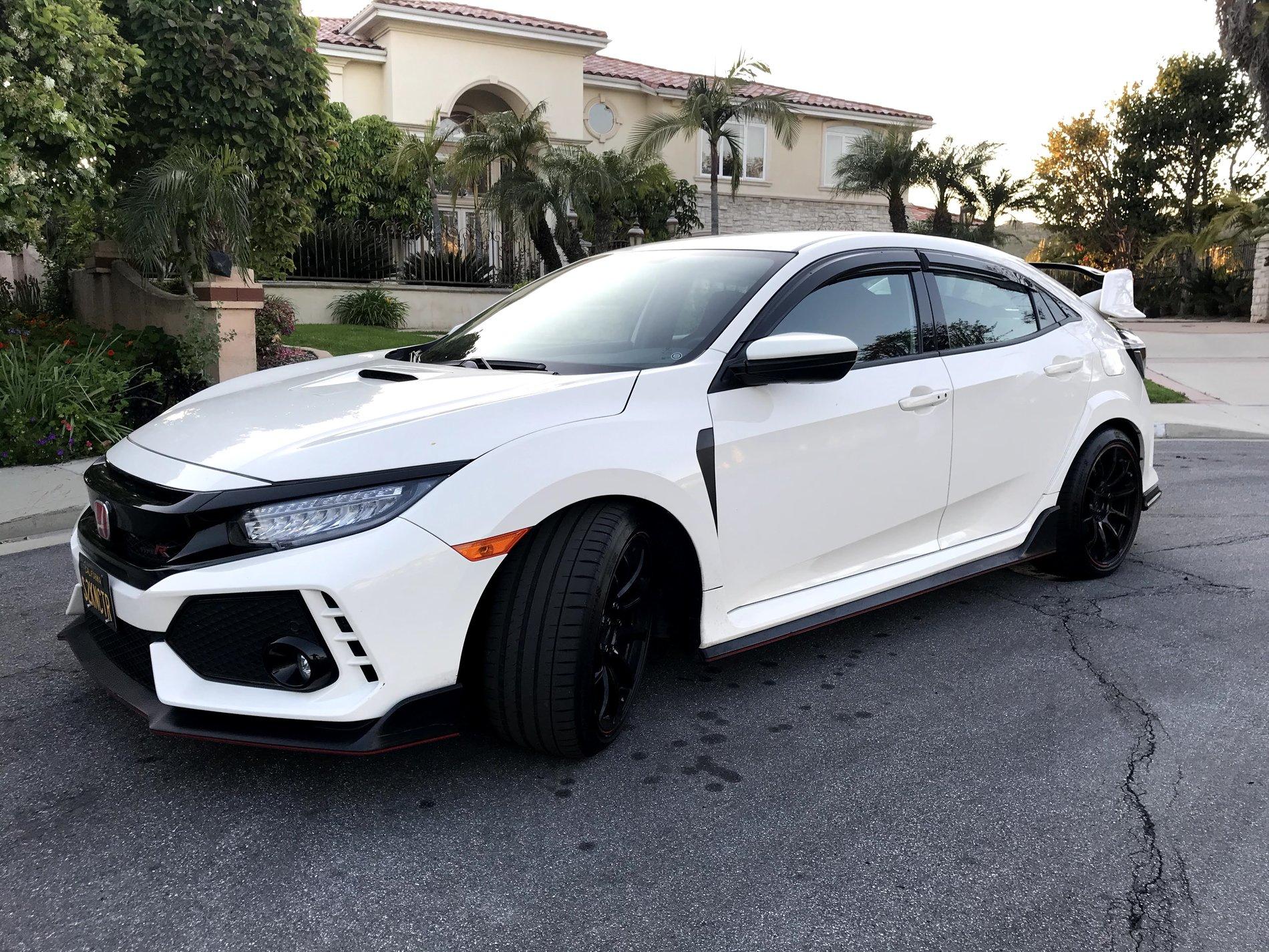 ** FS SoCal: 2018 Championship White Civic Type R Touring ~20,800 miles ...