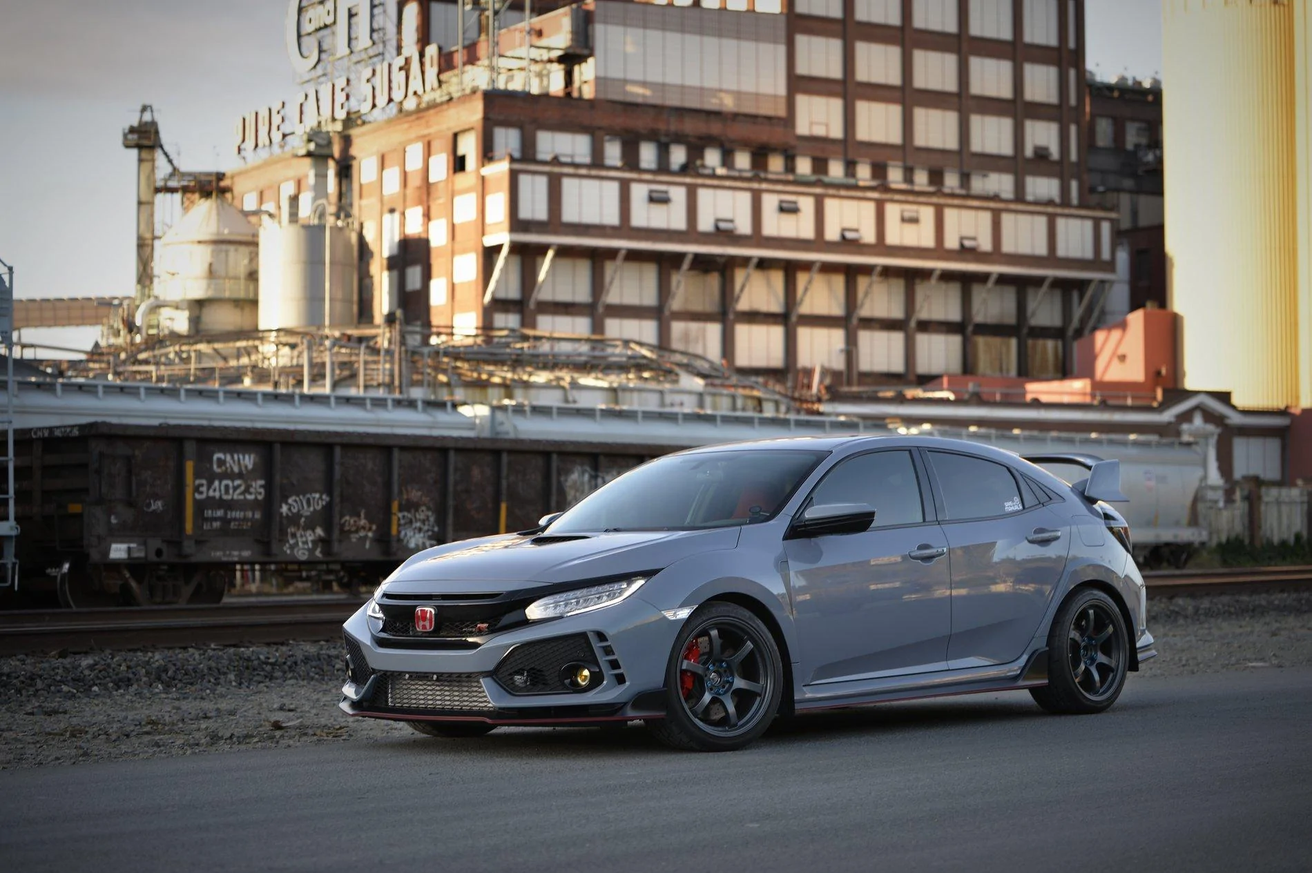 Official Sonic Grey Pearl Type R Picture Thread | Page 19 | 2016+ Honda ...