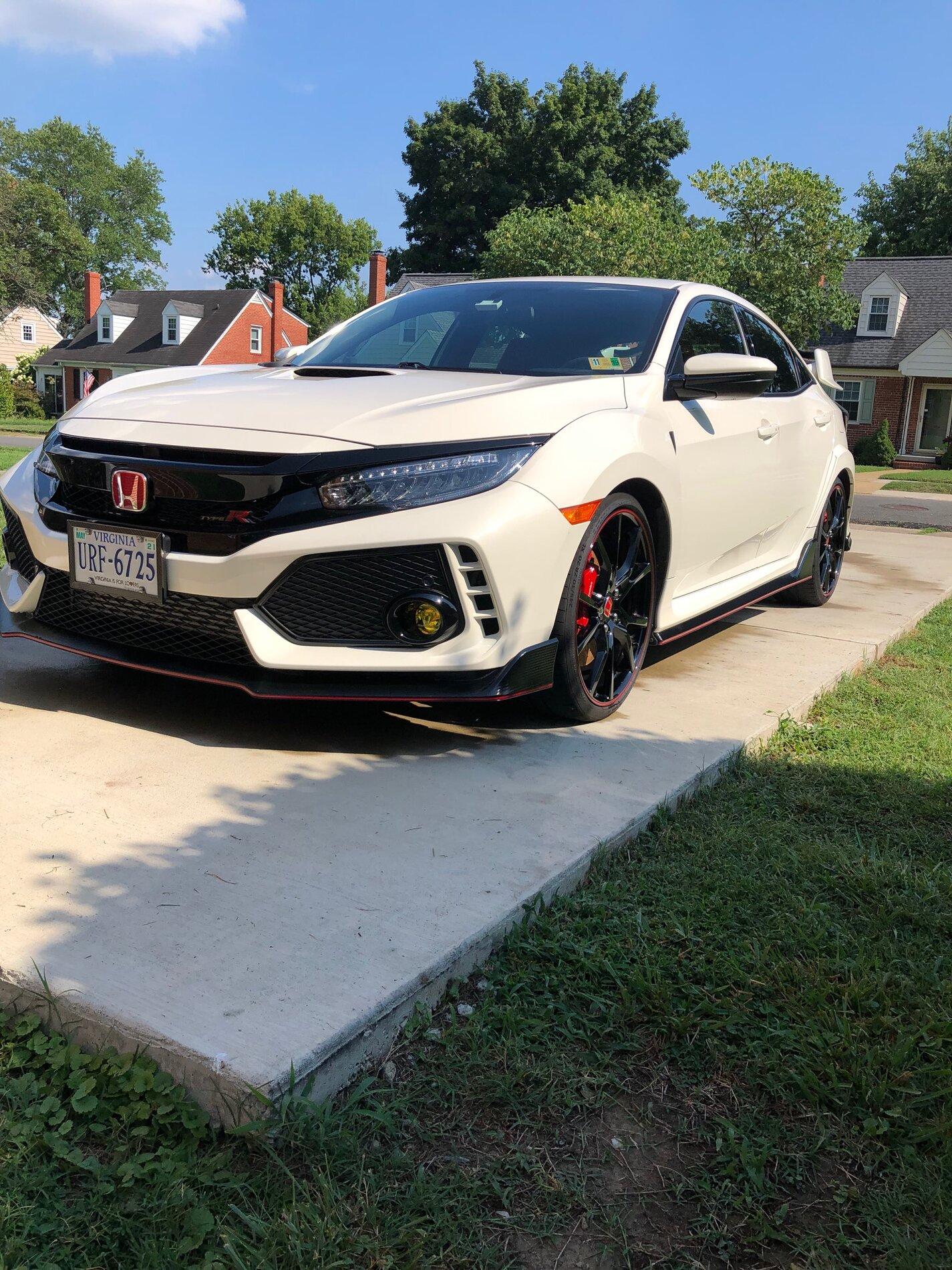 FS: [VA] 2018 Championship White Civic Type R (26k miles) - $33,000 ...