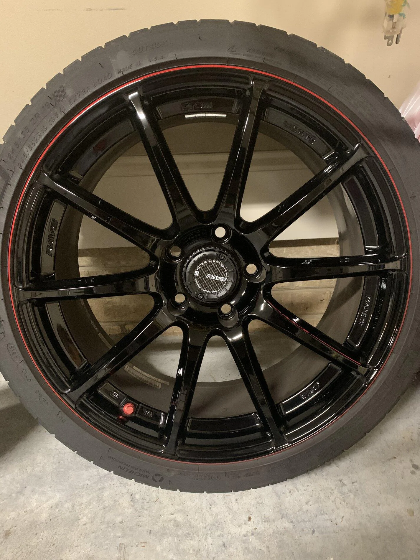 P95 R10 Rims Decided to keep. Thanks! | 2016+ Honda Civic Forum (10th Gen) - Type R ...