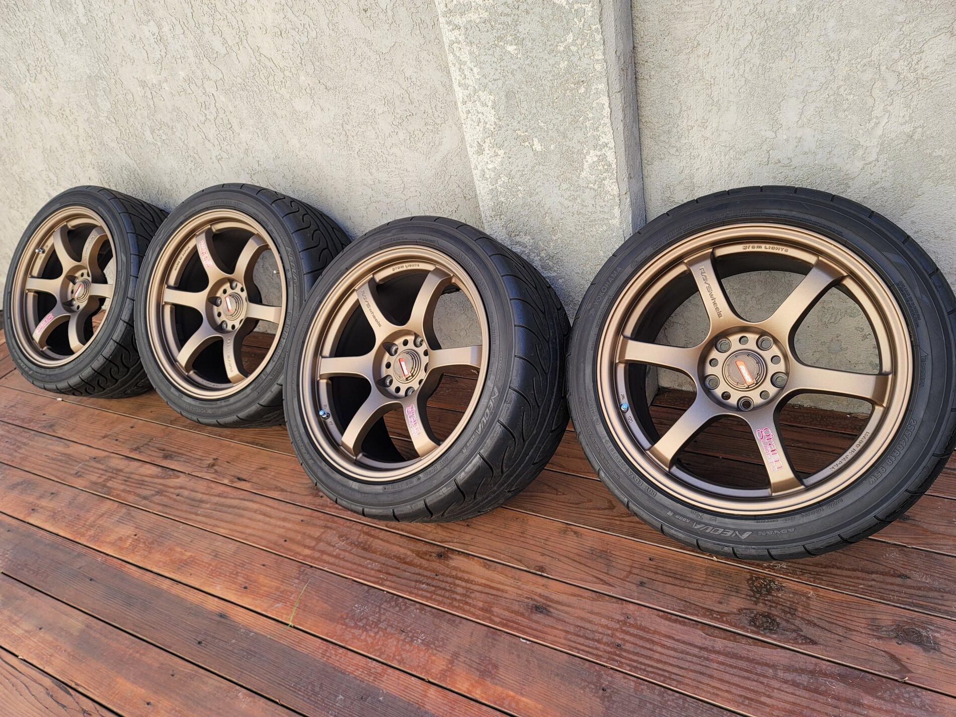 FS:*** GRAMS LIGHT 57DR BRONZE 18x9.5 +38 5x120 FK8 w/ YOKOHAMA 