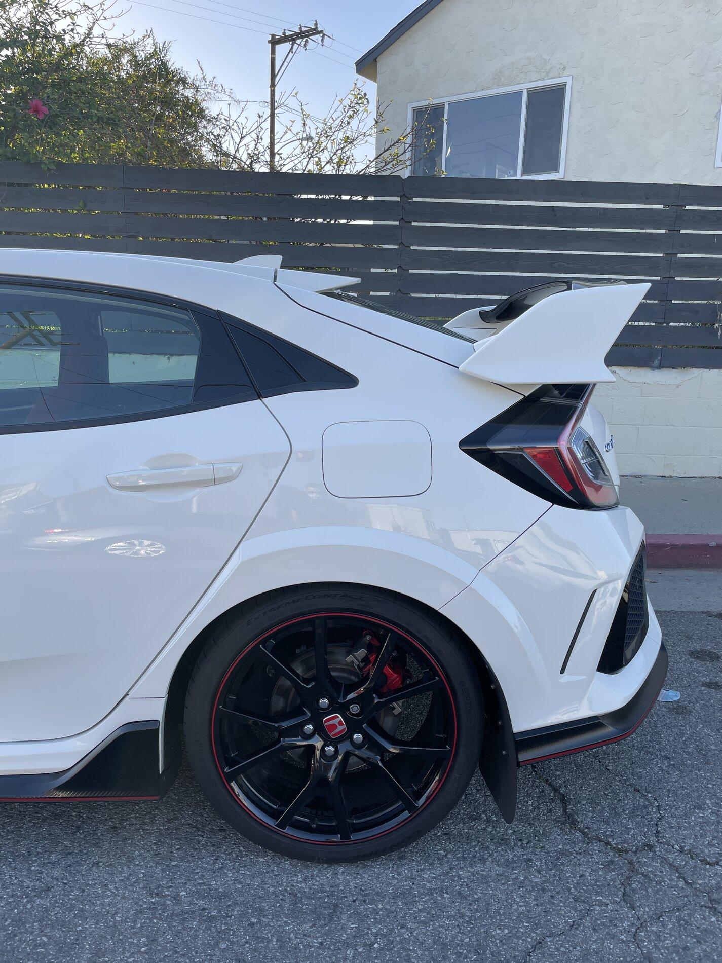 California - SOLD - FS 2018 Championship White Type R (Los Angeles, CA ...