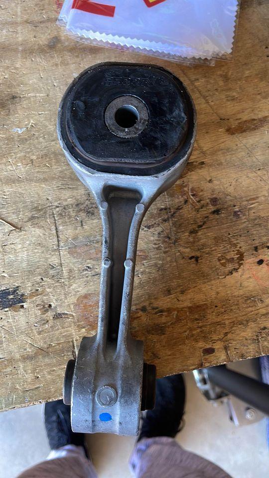 Type R Shallow Mount California - OEM Type R Rear Motor Mount w/ Perrin Inserts | 2016 ...