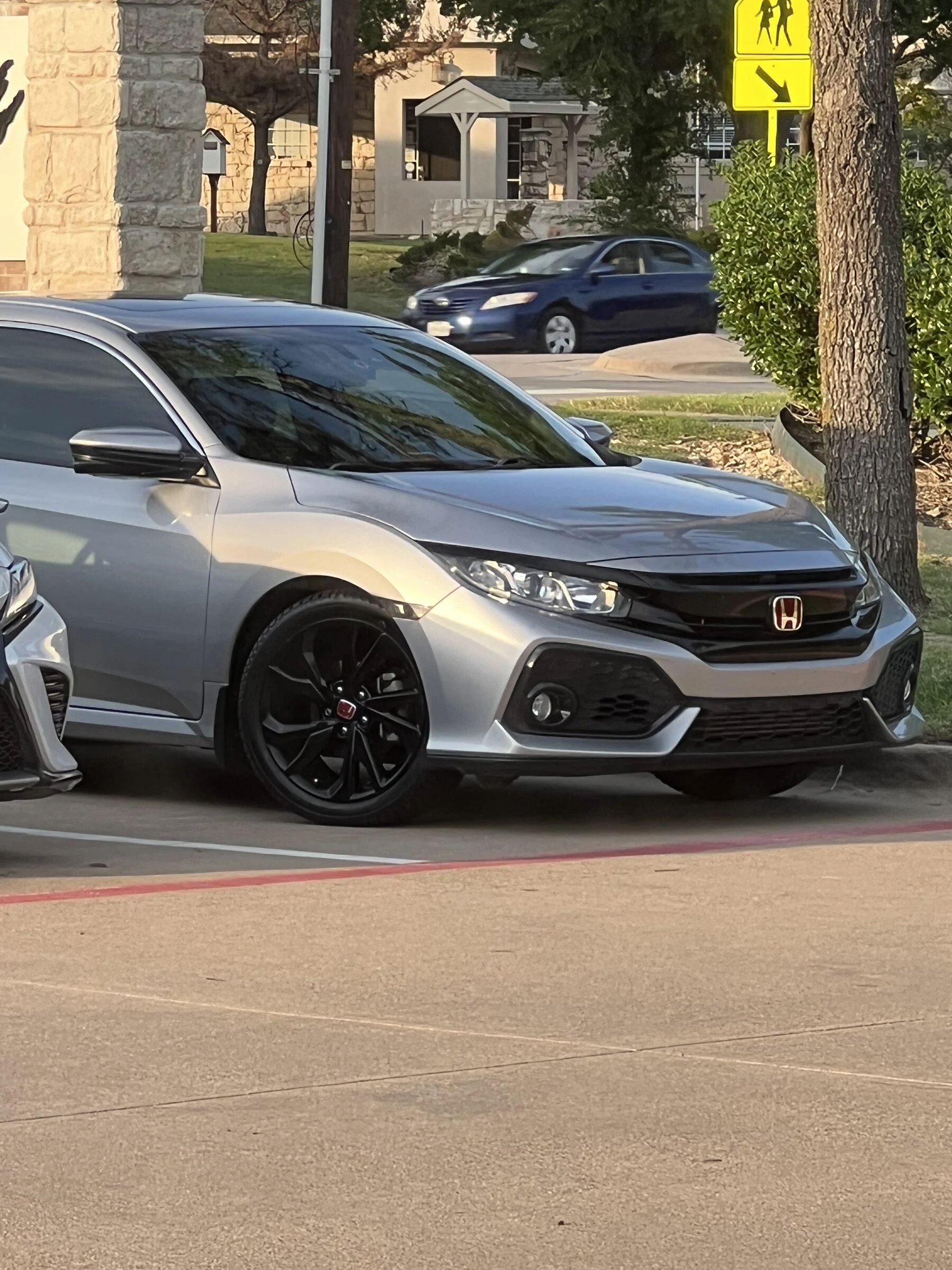 Lunar Silver EX HB with Gloss Black Tires (64108) | 2016+ Honda