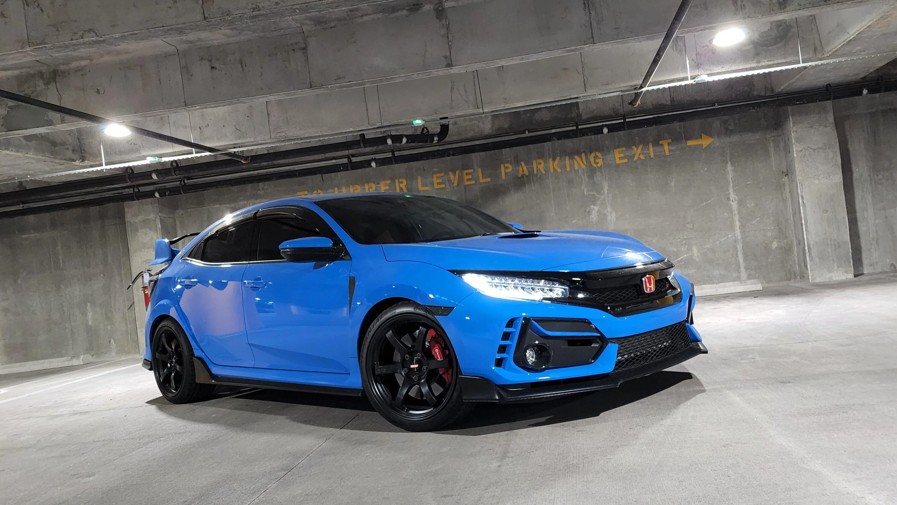 Official 2020 Boost Blue Type R Picture Thread | Page 35 | 2016+ Honda ...