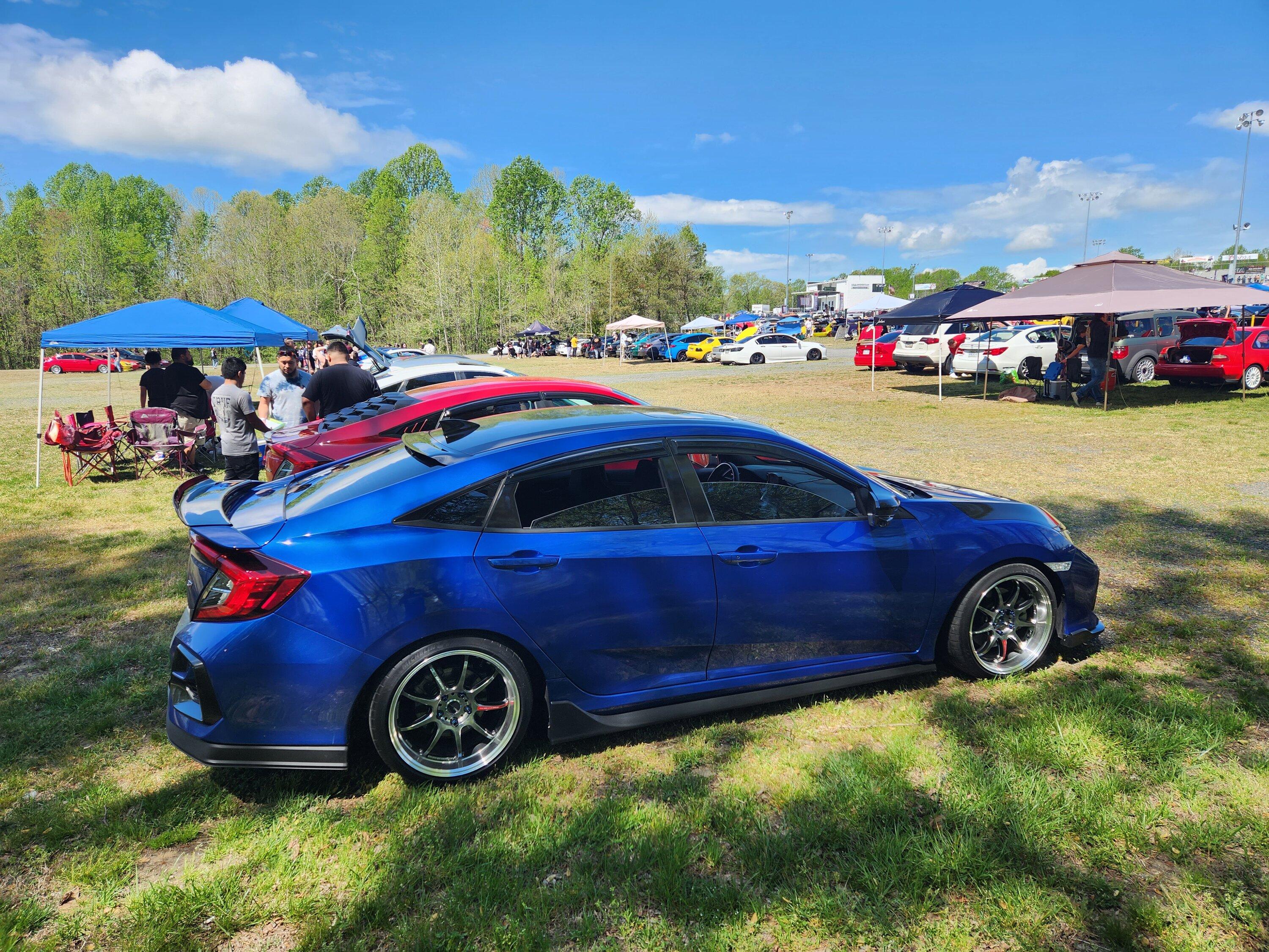 I'm posting pics of every 10thGen Si i see tomorrow... | 2016+ Honda ...