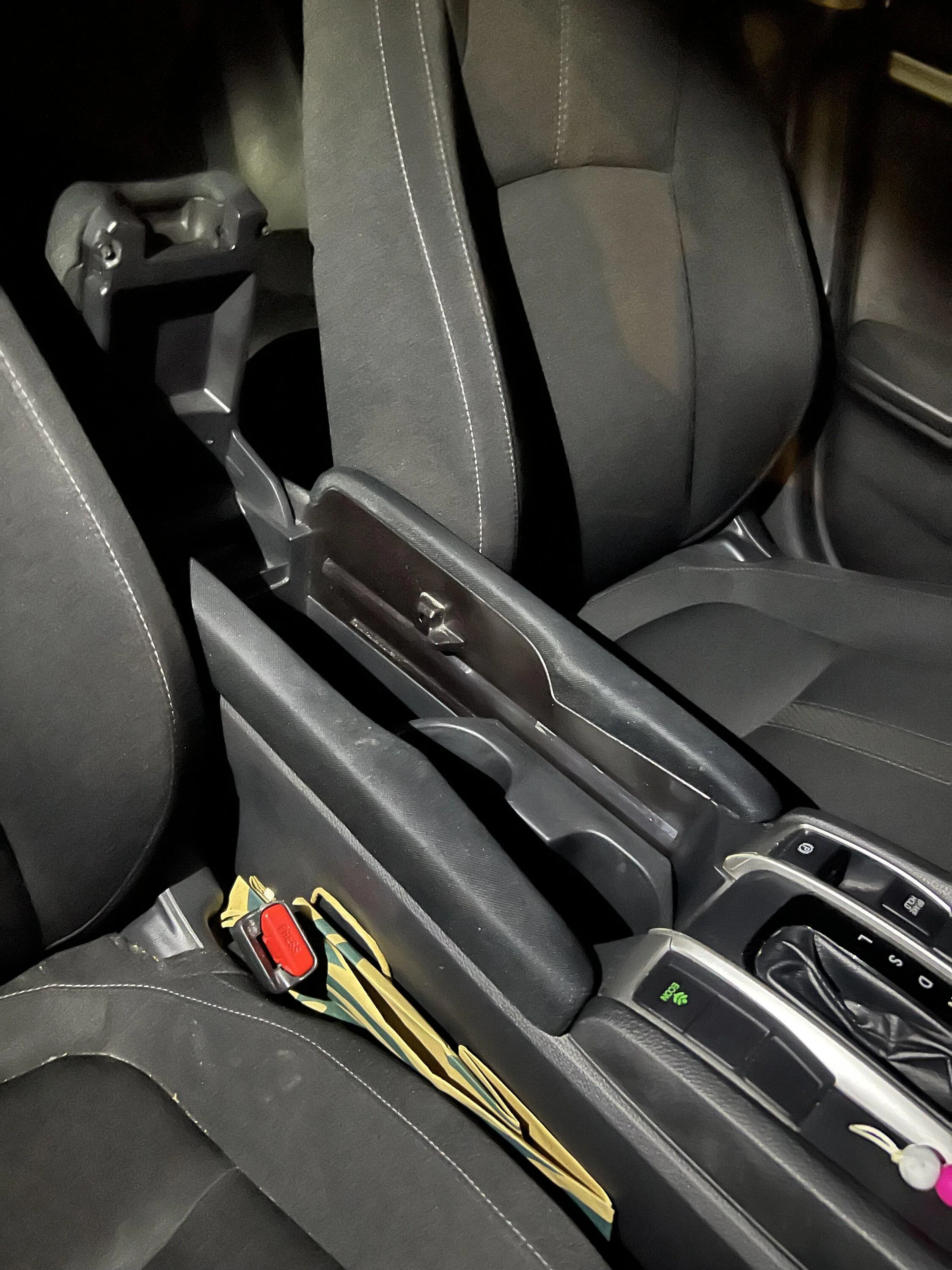 Black Center Console Armrest Repair Latch Clip For Honda Civic 2007-2013 – Direct Replacement