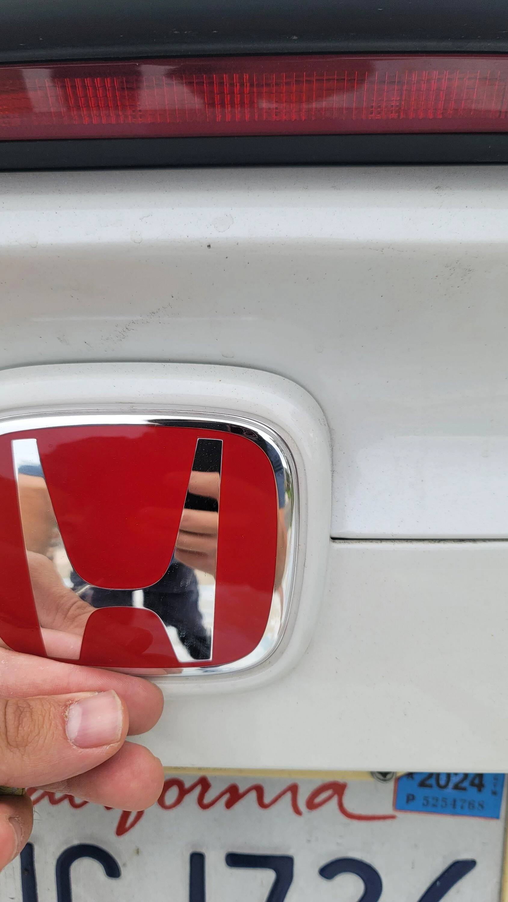 Rear emblem size (OEM Red emblem) | 2016+ Honda Civic Forum (10th Gen ...