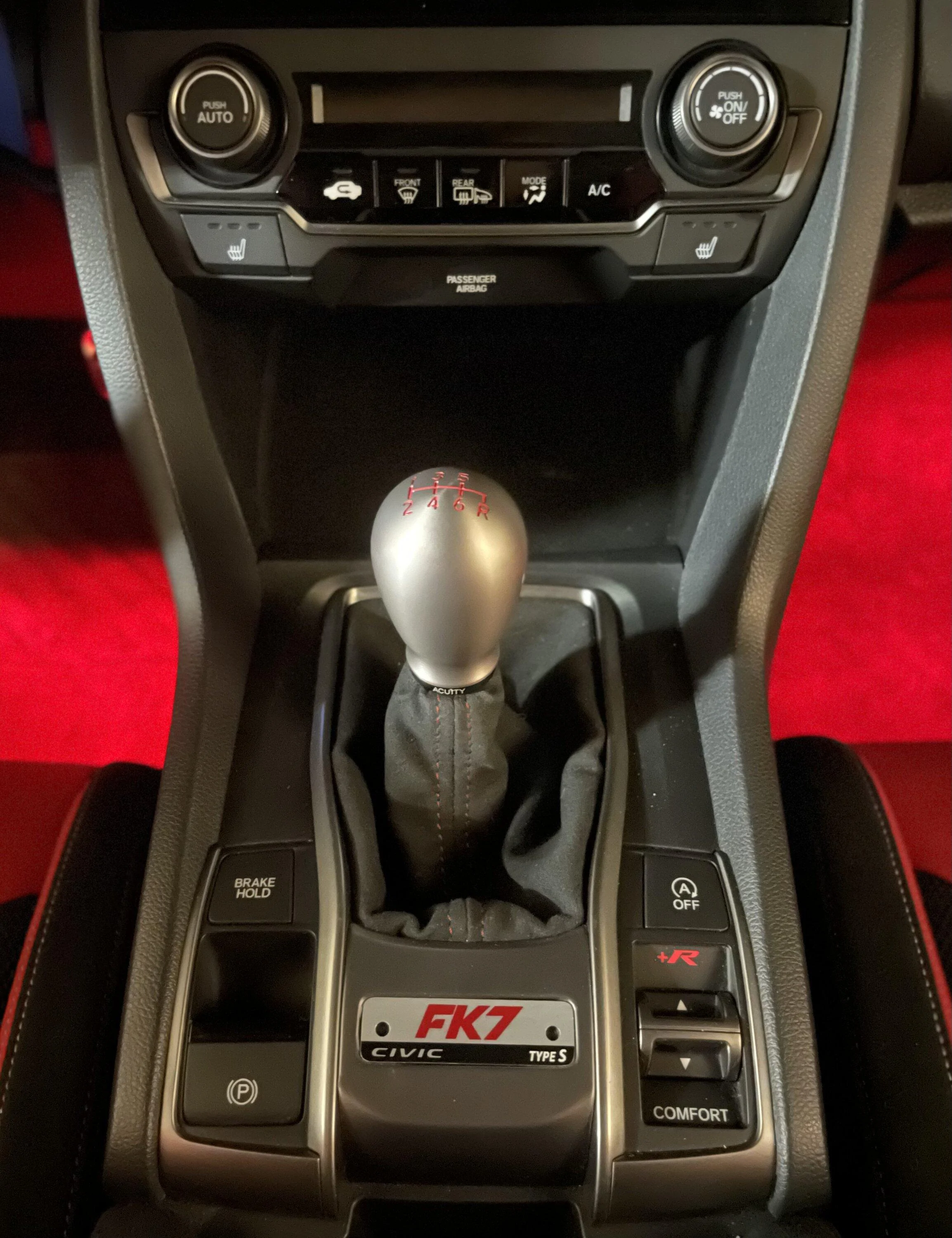 Type R Stick Shift '20 shift knob in a '19 Type R | 2016+ Honda Civic Forum (10th Gen ...
