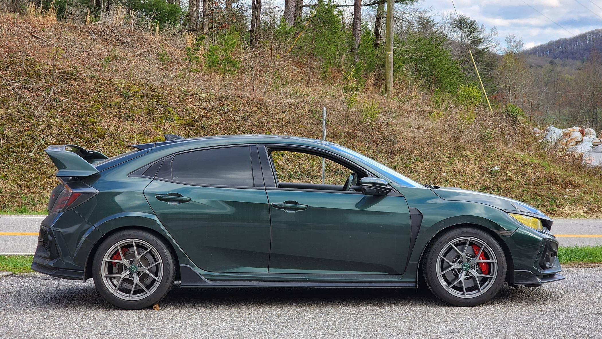 Layer Rim Civic Tires with rim lip protection | 2016+ Honda Civic Forum (10th Gen ...