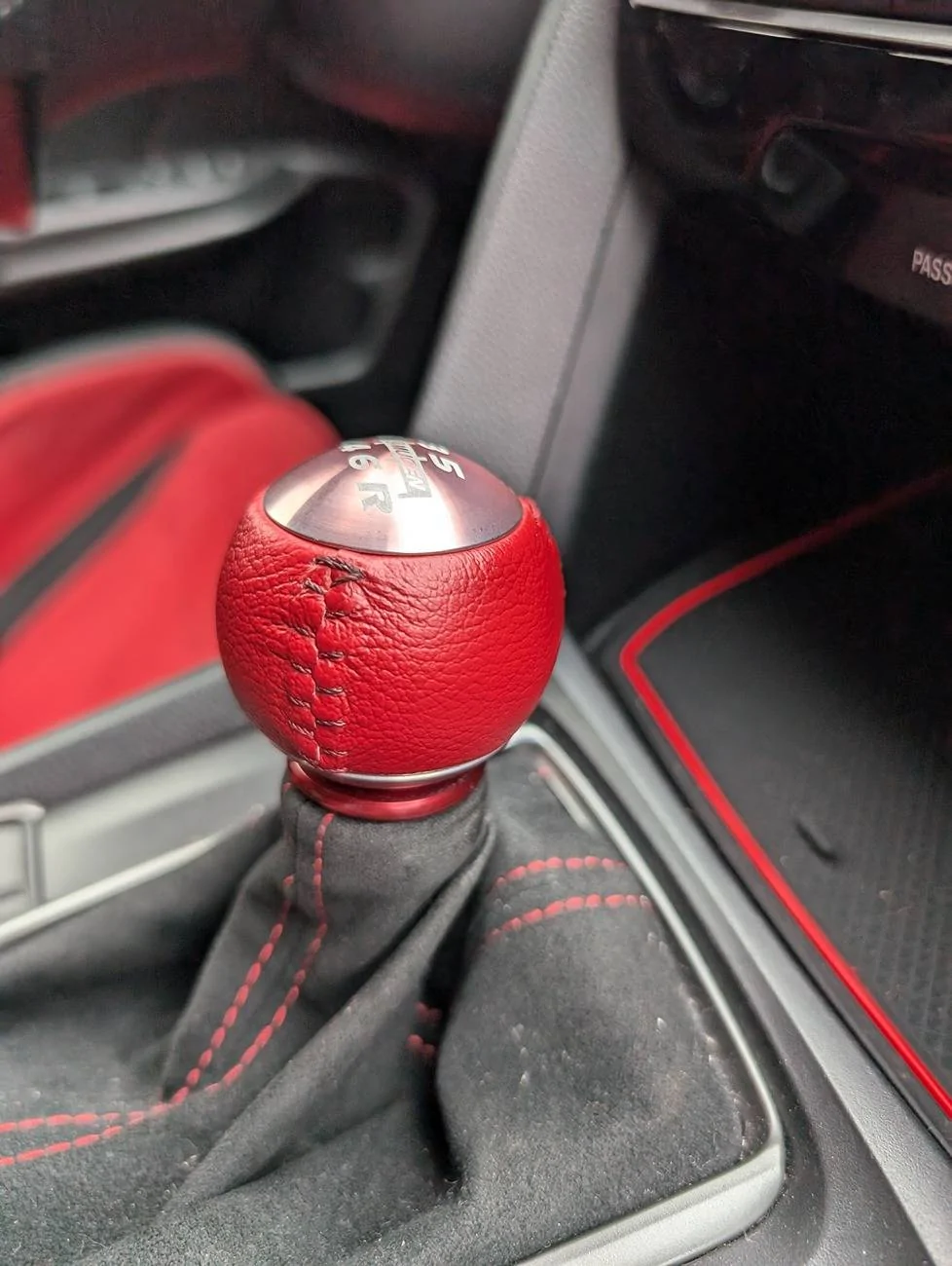 Genuine MUGEN Alcantara Shift Knob 50mm for Civic Type R FL5 FK8 FK2 FD2 6MT Genuine MUGEN Alcantara Shift Knob 50mm for Civic Type R FL5 FK8 FK2 FD2 6MT