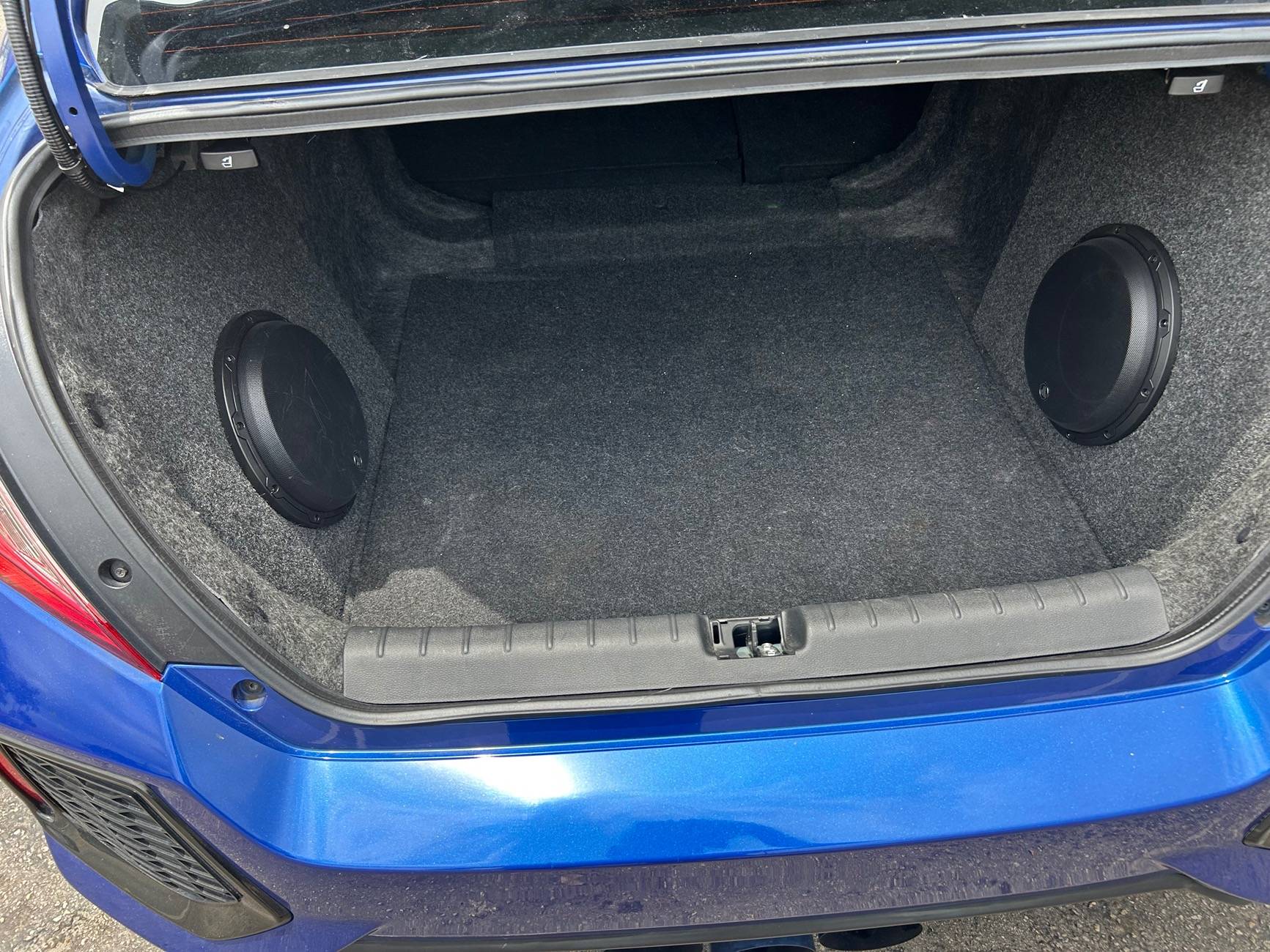 Florida - Custom made fiberglass 10” sealed sub boxes | 2016+ Honda ...