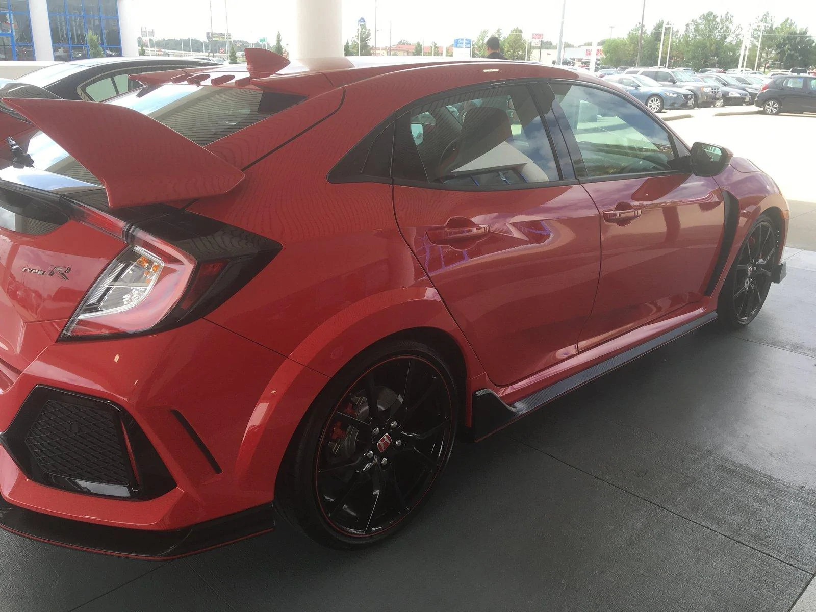 Red Type R available. | 2016+ Honda Civic Forum (10th Gen) - Type R ...